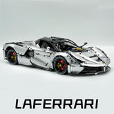 1: 8 LaFerrari C6 Sportcar, Customized Metal Silver, Fully Detailed Simulation, The Ultimate Collectible, None-Remote Controlled (4739Pcs)