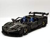Coffret de construction Ferrari SF90 à l'échelle 1:8 – Supercar télécommandée ultime, finition peinture noire mate classique personnalisée (3982 pièces)