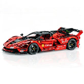 1:8 El hipercoche híbrido italiano definitivo EVO | Pintura rojo perla Insignia italiana (4058PCS)
