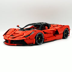 1: 8 LaFerrari C6 Sportcar Building Set, Fully Detailed Simulation, The Ultimate Collectible, None-Remote Controlled (4739Pcs) - BAV BRICK