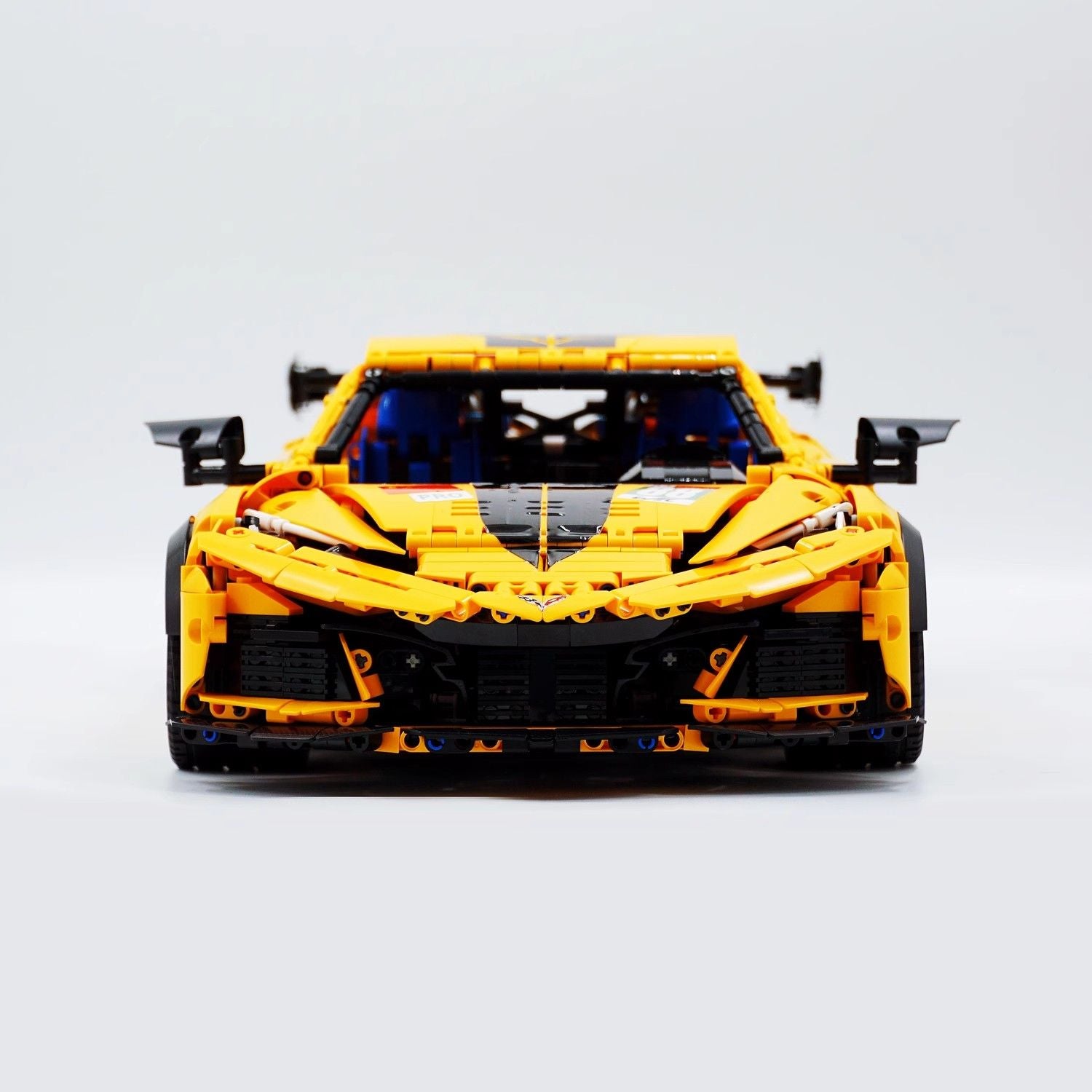 1: 8 Corvette C8 Supercar Building Sets with Remote Control, Electric lift tail, Electric Lifting Chassis, Electric Door (3788 Pcs) - BAV BRICK