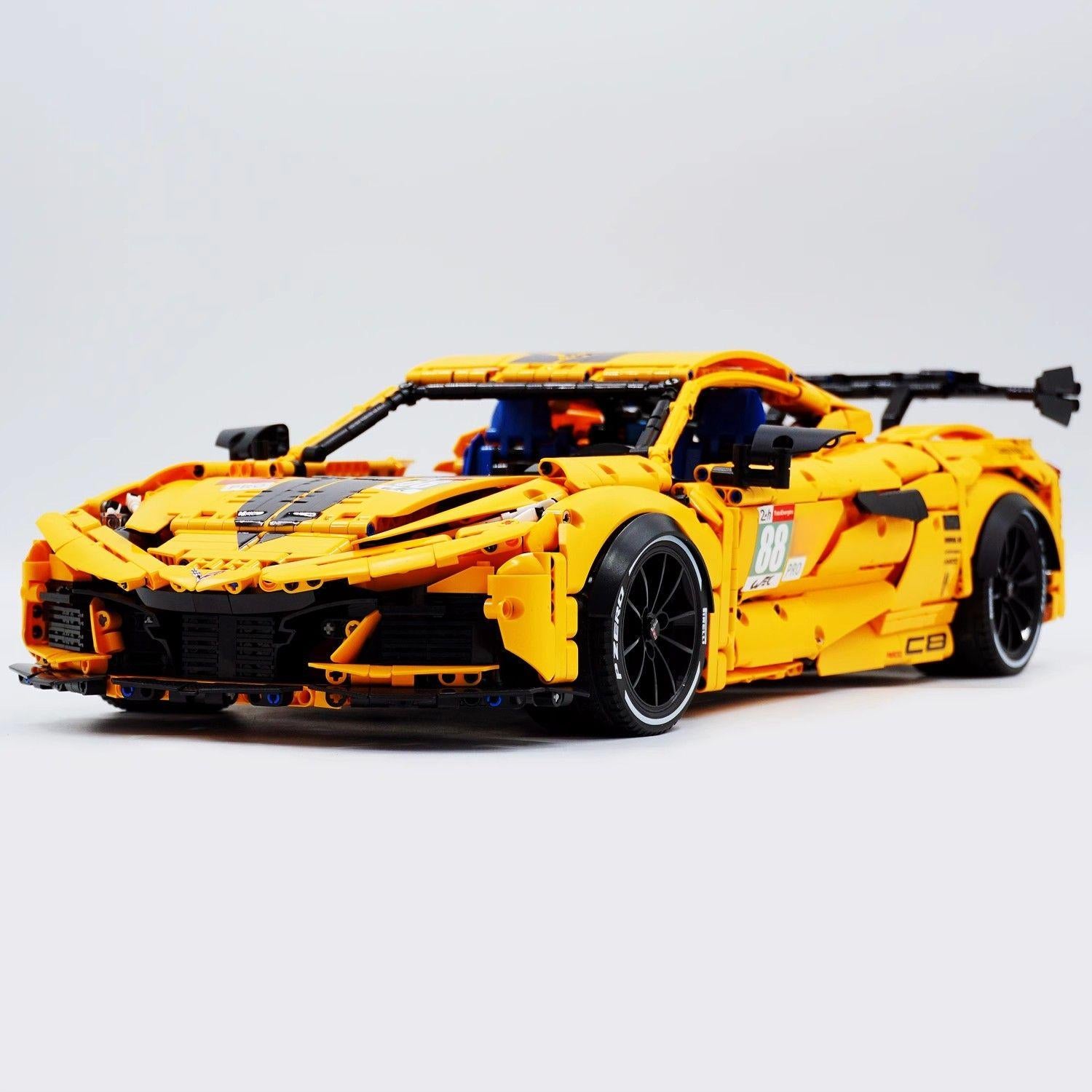 1: 8 Corvette C8 Supercar Building Sets with Remote Control, Electric lift tail, Electric Lifting Chassis, Electric Door (3788 Pcs) - BAV BRICK