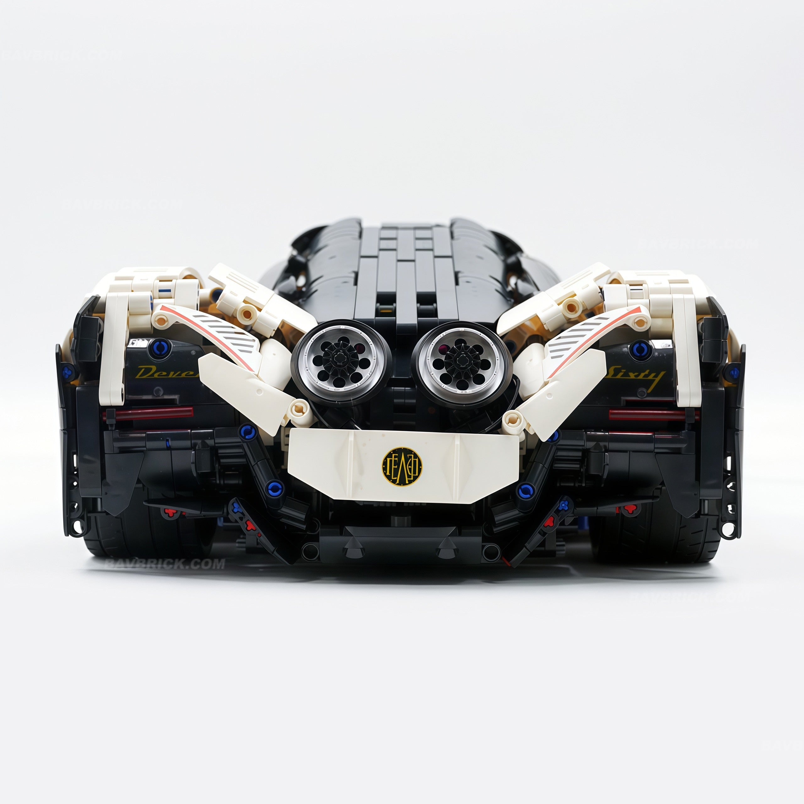 1:8 Devel sixteen V16 | Officially licensed (4016PCS) - BAV BRICK