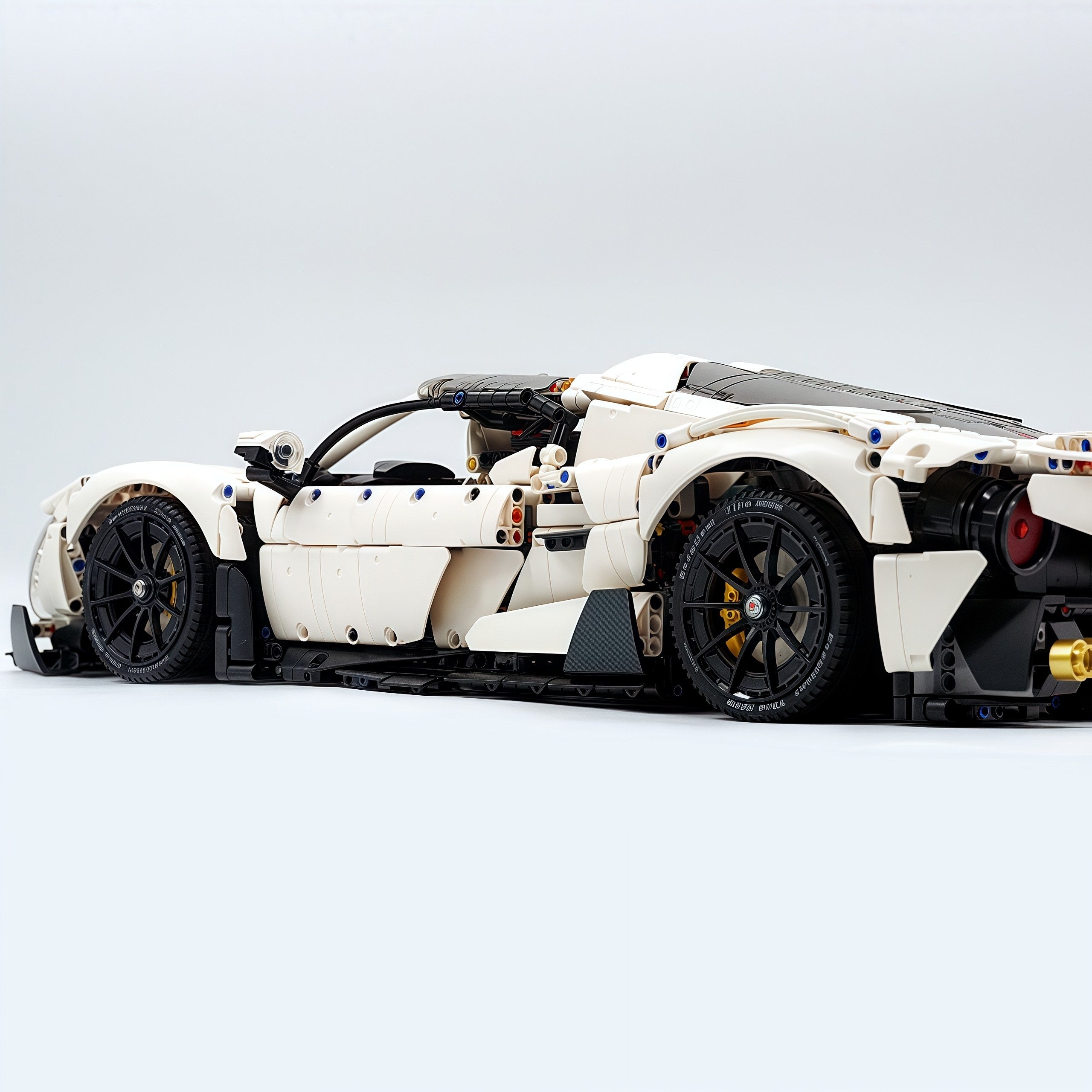 1: 8 Alfa Romeo 33 Stradale Supercar, White Goddess Customized Version (3861 Pcs)