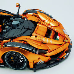 1: 8 LaFerrari FXXK EVO Custom Modified, Orange Gold Color Enamel Paint, Oversized Rear Wing (4739 Pcs)