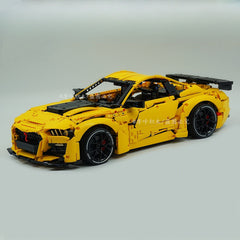 1: 8 Ford Shelby GT500, Yellow Customized Version (3400PCS)