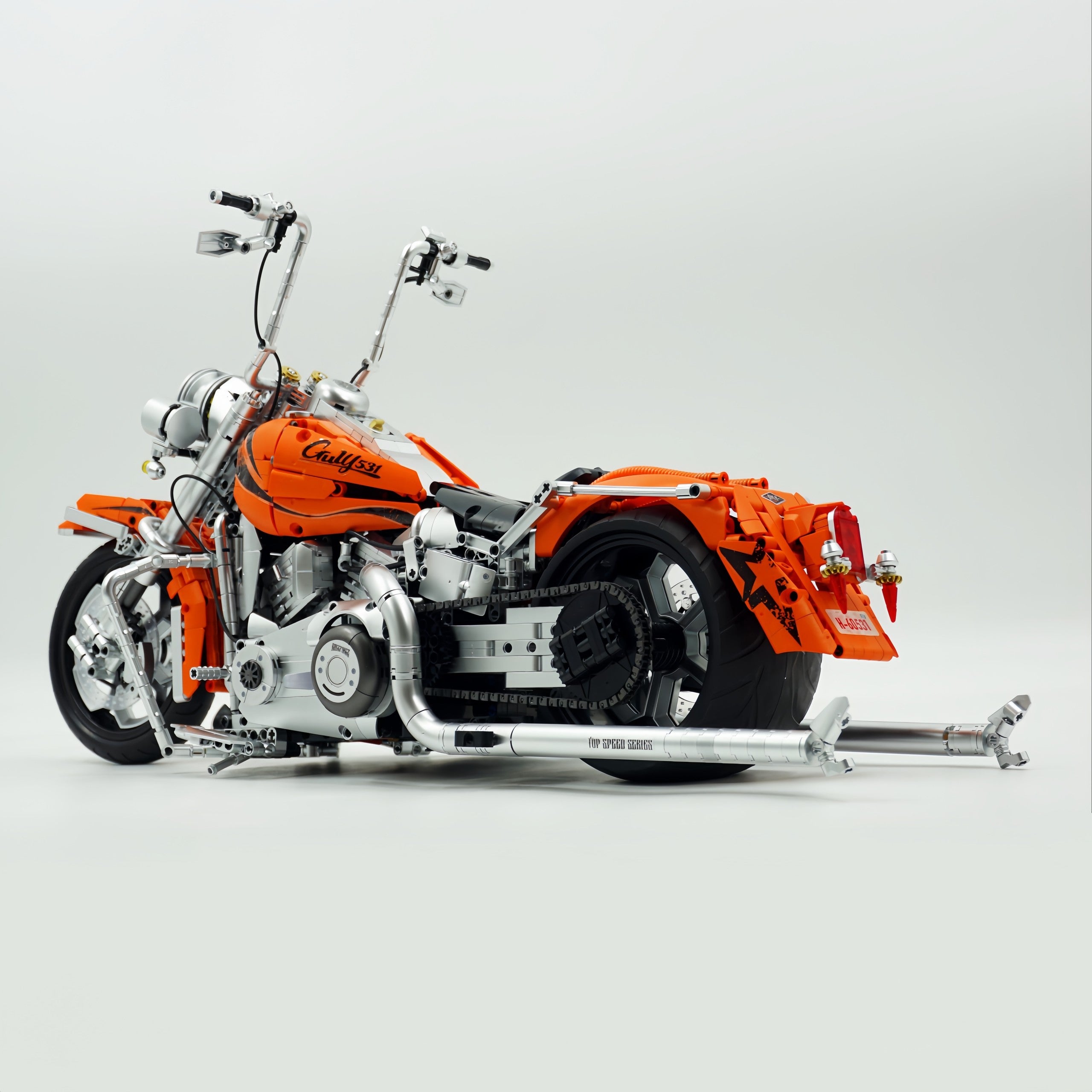 1: 5 Harley Heuer fat Boy, Electroplating Body, Adjustable Rear Wheel Height(2392 Pcs)