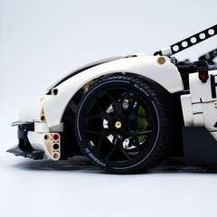 1: 8 The Ultimate Lamborghini Essenza SCV12, White Goddess Limited Edition (4100+PCS)
