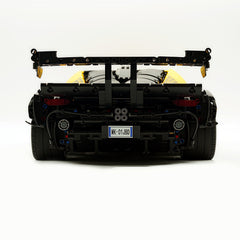 1: 8 The Ultimate Lamborghini Essenza SCV12, Vibrant Yellow Limited Edition (4100+PCS)