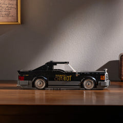 Futuristic Chariot | Back to Future Black Edition | Container Display Case (627 PCS)