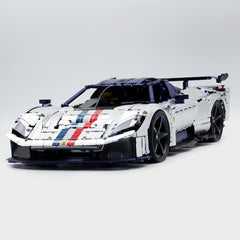 The Ultimate FERRARI F80 Prancing Horse Hypercar 4702pcs | Silver Limited Edition