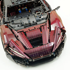 1:8 The Ultimate McLaren W1 | Black & Red Chameleon Paint Edition | Shipped in Original Gift Box (4200+ PCS)
