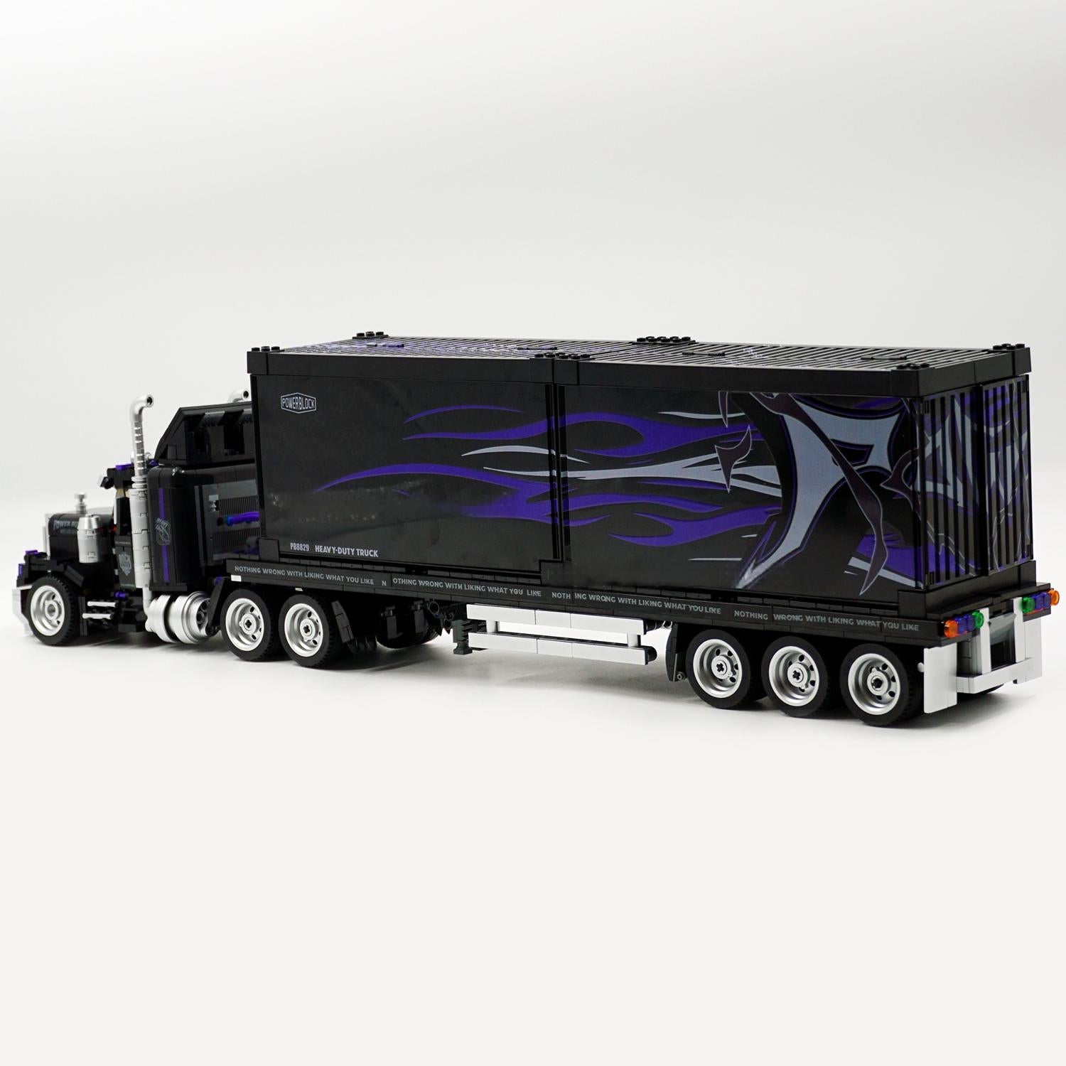 American Retro GMC Heavy Truck – Spirit of the Open Road (1500+ PCS | 69cm)