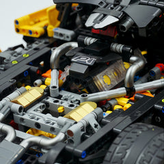 1: 8 The Ultimate McLaren P1 (3893 PCS)