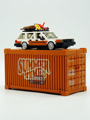 Volkswagen Santana 80s German Wagon Sleeper with Container Display Case(457 PCS)