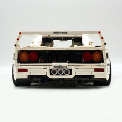 1:8 The Ultimate Ferrari F40 Supercar, RWB White Custom Edition (4026 PCS)