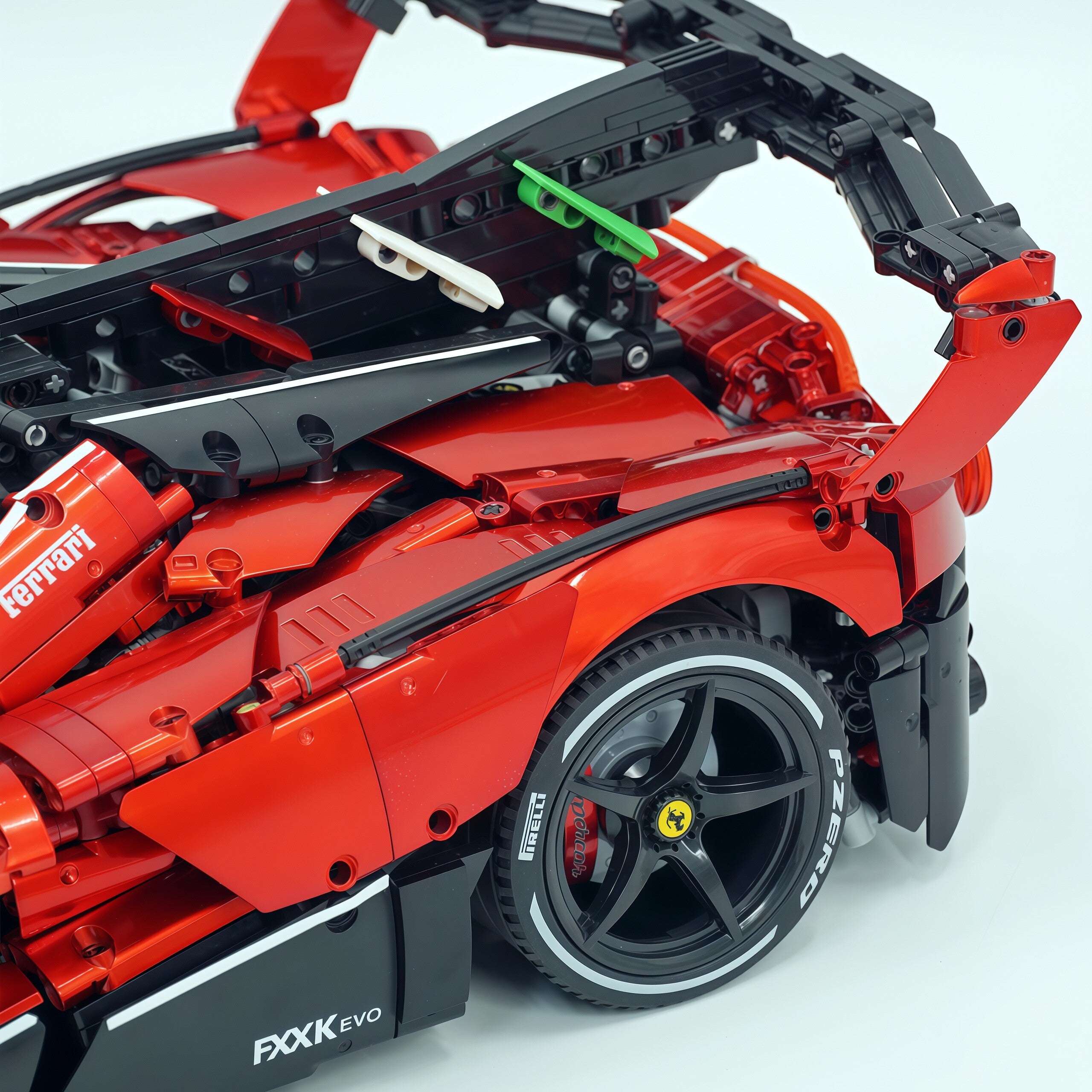 1:8 The Ultimate Italian Hybrid Hypercar EVO | Pearl Red Painting Italian Flagship (4058PCS) - BAV BRICK
