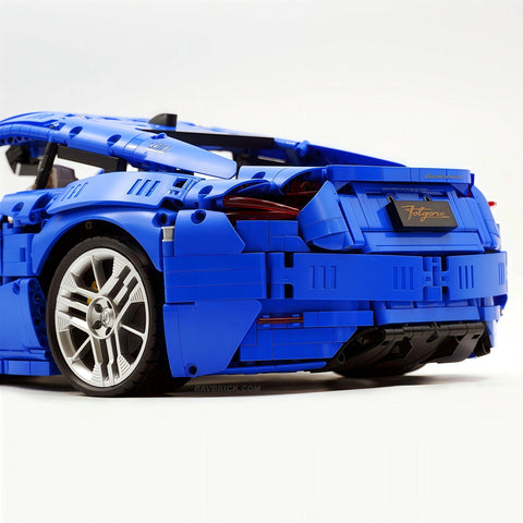 1:8 Officially Licensed Maserati GranTurismo (5400+ PCS) | BAV BRICK