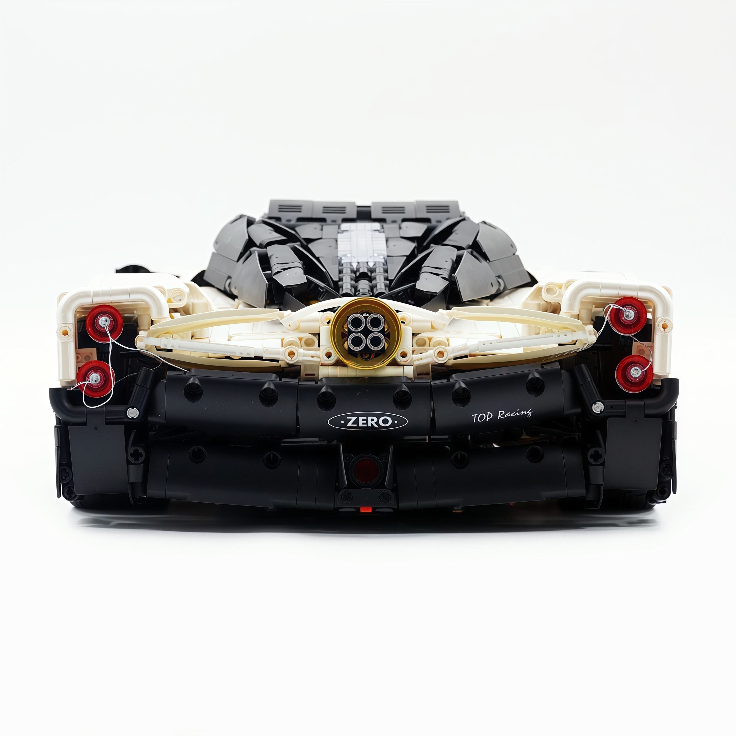 1:8 Pagani Utopia Custom off-white paint – The Ultimate V12 Italian Hypercar (4688 PCS) - BAV BRICK