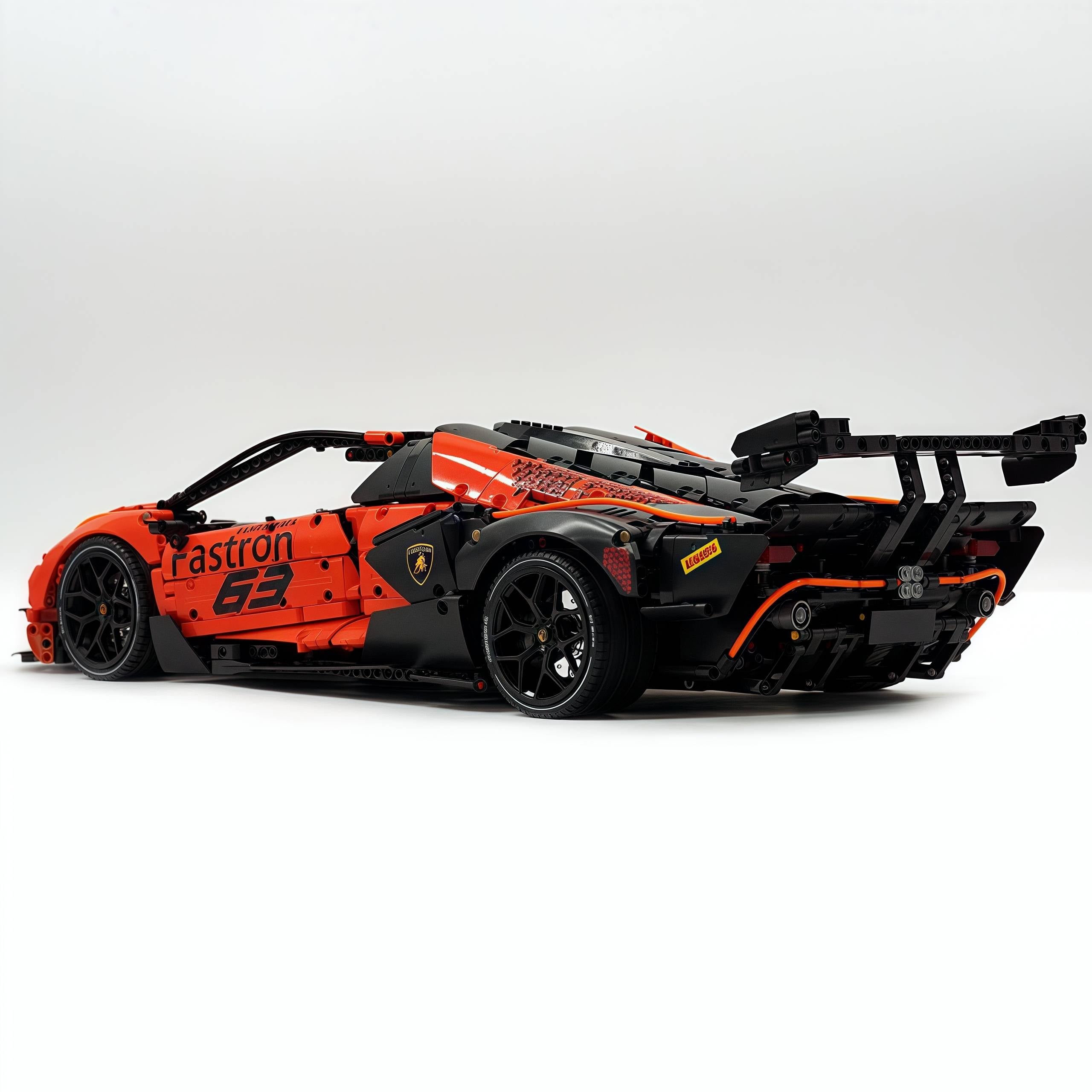 1: 8 The Ultimate Lamborghini Essenza SCV12, Sports Red Limited Edition (4100+PCS)