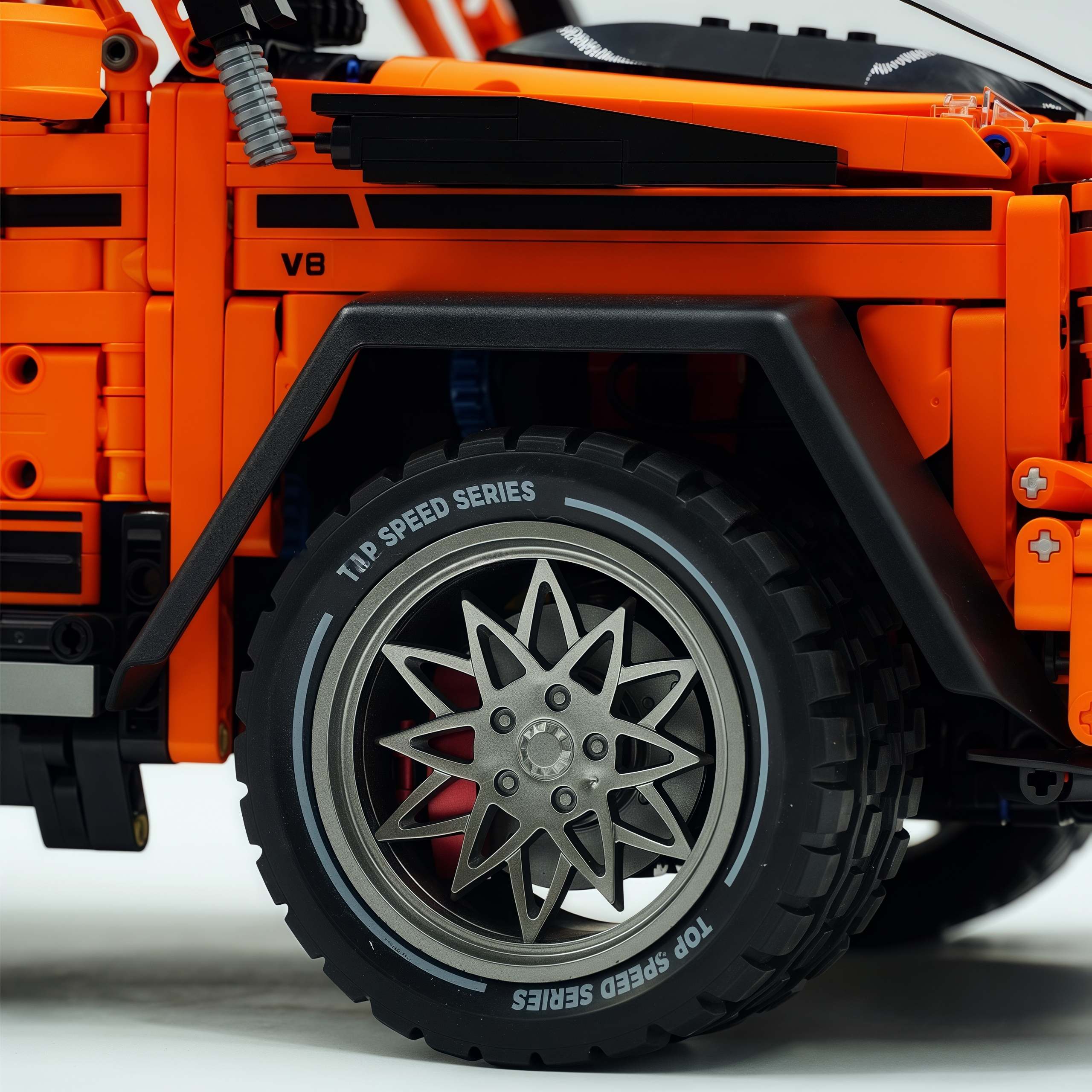 1: 8 Mercedes Benz G 500, Ultimate Maneuver Control Off-Road (3914 Pcs)