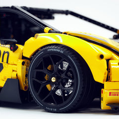 1: 8 The Ultimate Lamborghini Essenza SCV12, Vibrant Yellow Limited Edition (4100+PCS)