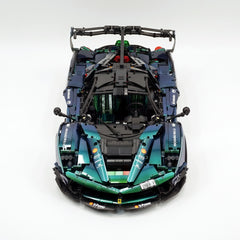 1:8 The Ultimate Italian Hybrid Hypercar EVO | Color Changing Metallic Paint Italian Flagship（副本）