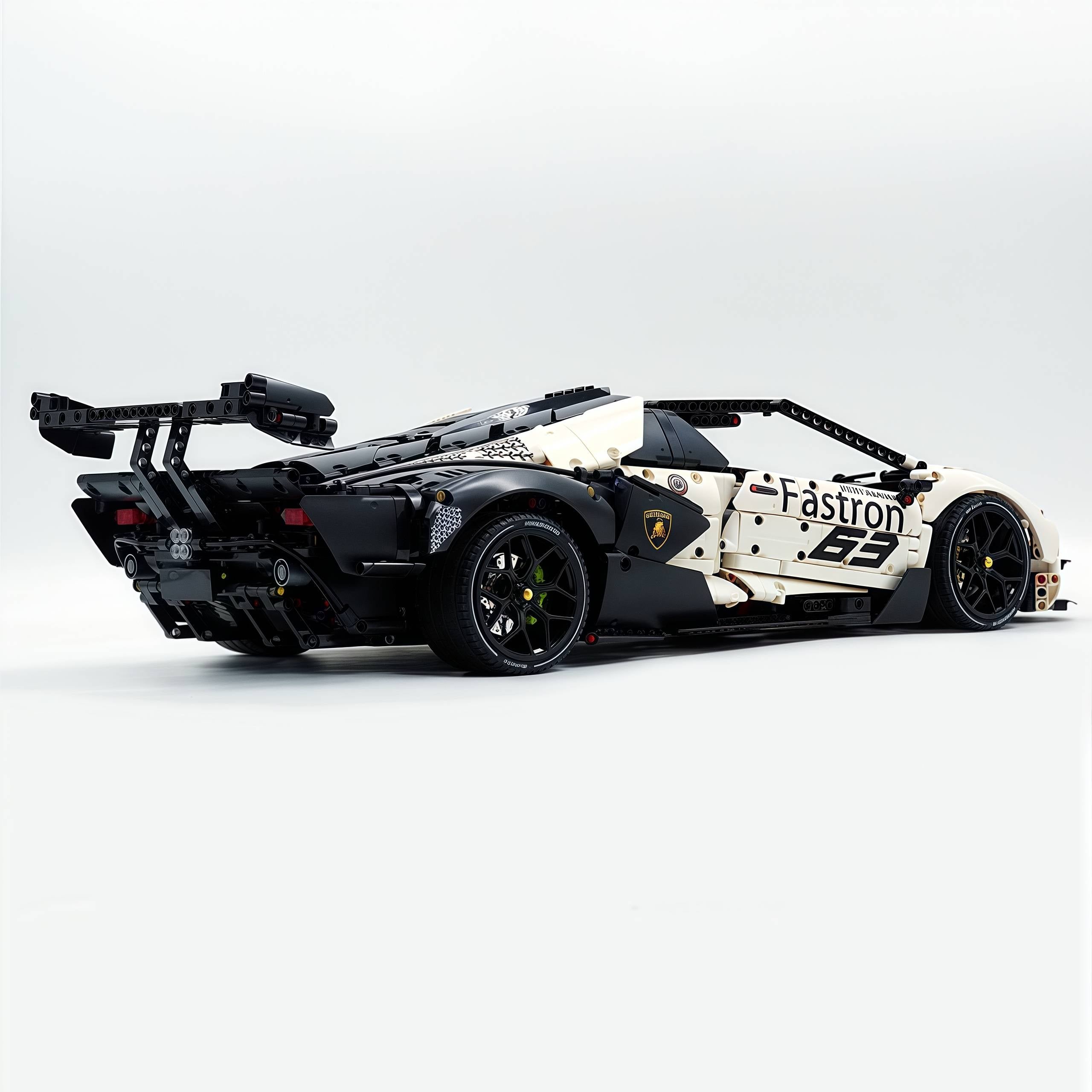 1: 8 The Ultimate Lamborghini Essenza SCV12, White Goddess Limited Edition (4100+PCS)