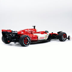 1:8 Alfa Romeo F1 Racing Car (1900+Pcs)