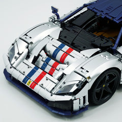 The Ultimate FERRARI F80 Prancing Horse Hypercar 4702pcs | Silver Limited Edition