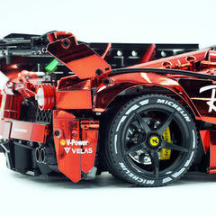 1:8 The Ultimate Italian Hybrid Hypercar EVO | Mirror Blood Red Paint Custom Edition (4058PCS)