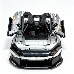 1:8 The Ultimate 2025 Prancing Horse Hypercar | Silver Limited Edition (3998pcs)