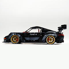 1: 8 Porsche GT2 RS, Limited Mirror Electroplated Edition (3389 Pcs)