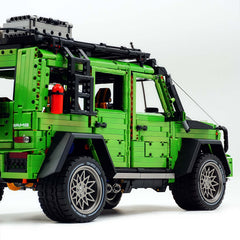 1: 8 Mercedes Benz G 500, Ultimate Maneuver Control Off-Road | Paint Pearlescent Green Custom Edition(3914 Pcs)