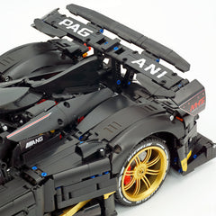 1:8 Pagani Zonda R | Matte Black Paint Italian Hypercar (3300+ PCS)