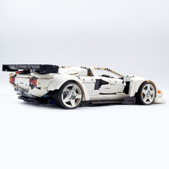 1:8 Widebody Classic Lamborghini Countache 5000 – Pearlescent White Edition (4301 PCS) - BAV BRICK