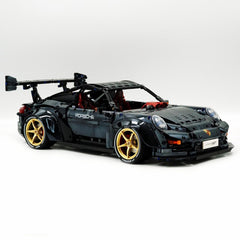 1: 8 Porsche GT2 RS, Limited Mirror Electroplated Edition (3389 Pcs)