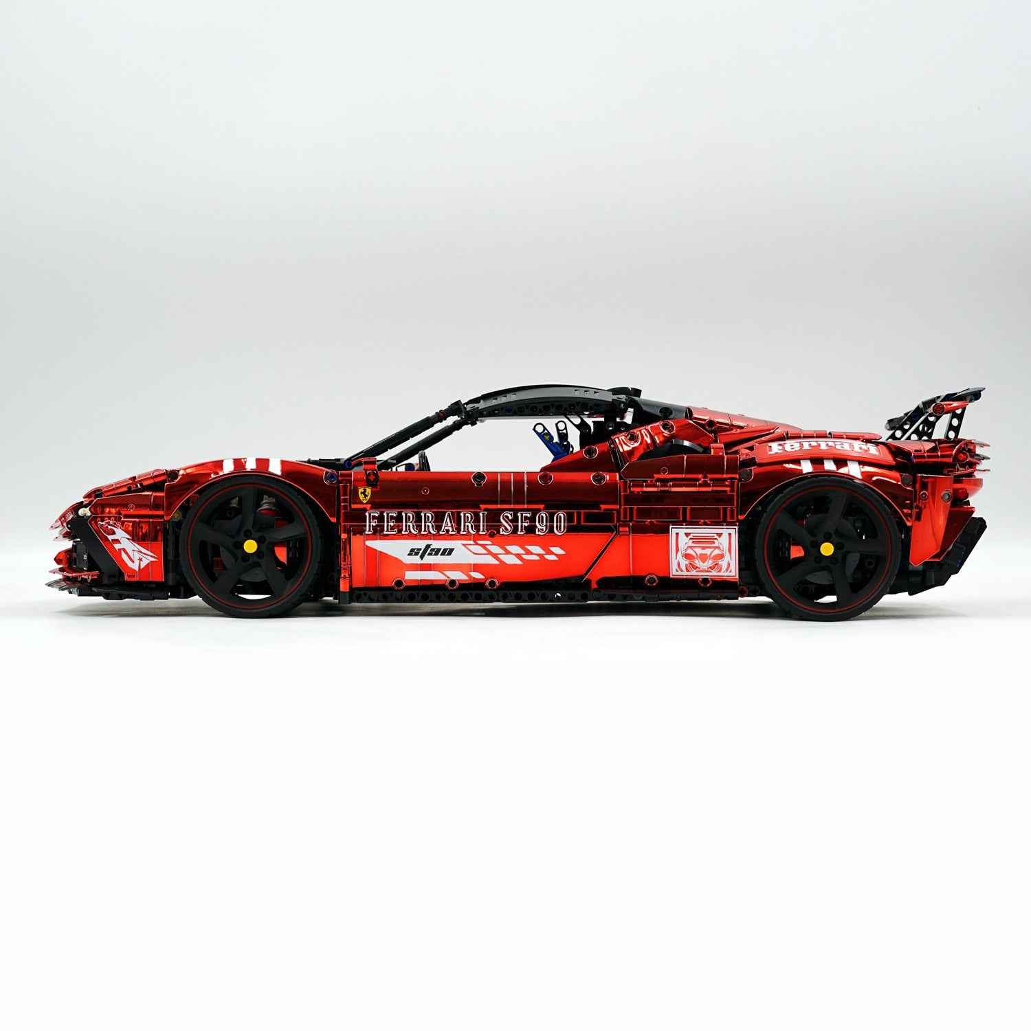 1:8 Ferrari SF90XX Red Plating Limited Color, The Ultimate Supercar, More Than 12 Features Restored(4100 Pcs)