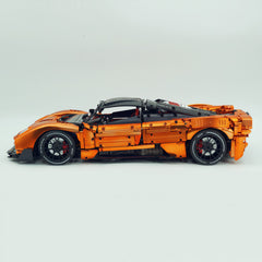 El superdeportivo Pagani Utopia definitivo a escala 1:8 | Edición limitada V12 italiano exótico dorado champán (3314 piezas)