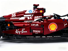 Coche Ferrari SF-25 F1 a escala 1:8 | Edición Borgoña pintada a medida (1900 piezas)