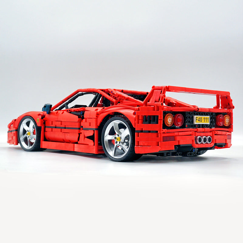 1:8 The Ultimate Ferrari F40 Supercar (4026 PCS)