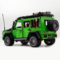 1: 8 Mercedes Benz G 500, Ultimate Maneuver Control Off-Road | Paint Pearlescent Green Custom Edition(3914 Pcs)