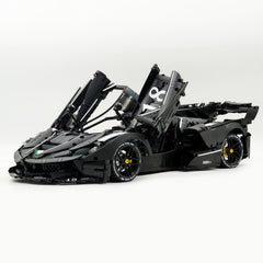 1: 8 LaFerrari FXXK EVO Custom Modified, Matte Black Paint, Oversized Rear Wing (4739 Pcs)