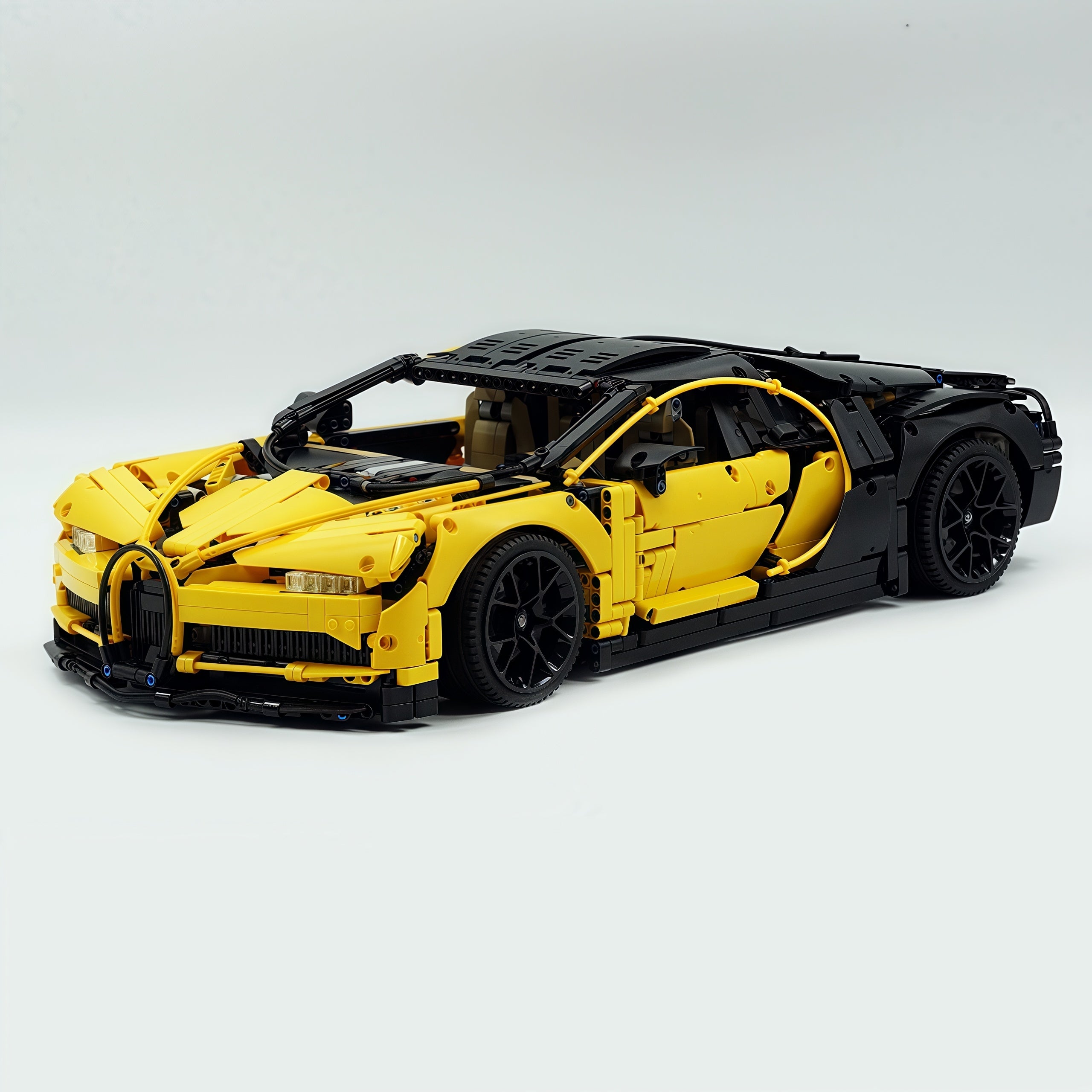 1: 8 Bugatti Chiron, Custom Modified Yellow+Black Edition (4031PCS)