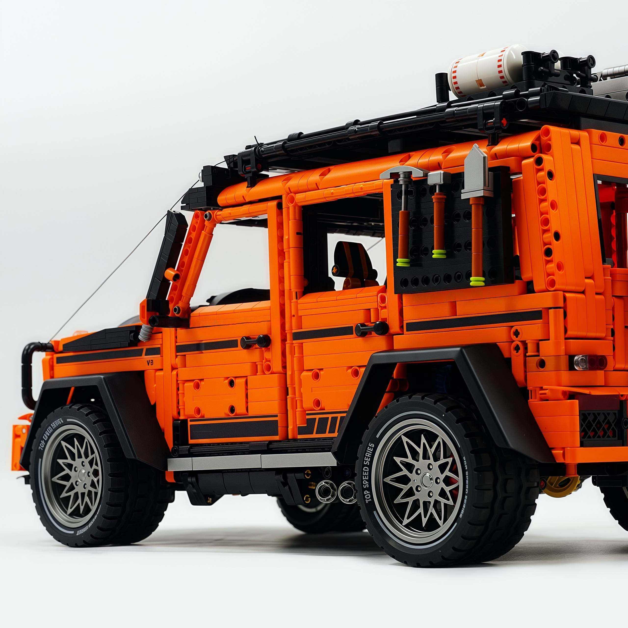 1: 8 Mercedes Benz G 500, Ultimate Maneuver Control Off-Road (3914 Pcs)