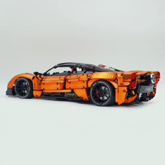 El superdeportivo Pagani Utopia definitivo a escala 1:8 | Edición limitada V12 italiano exótico dorado champán (3314 piezas)