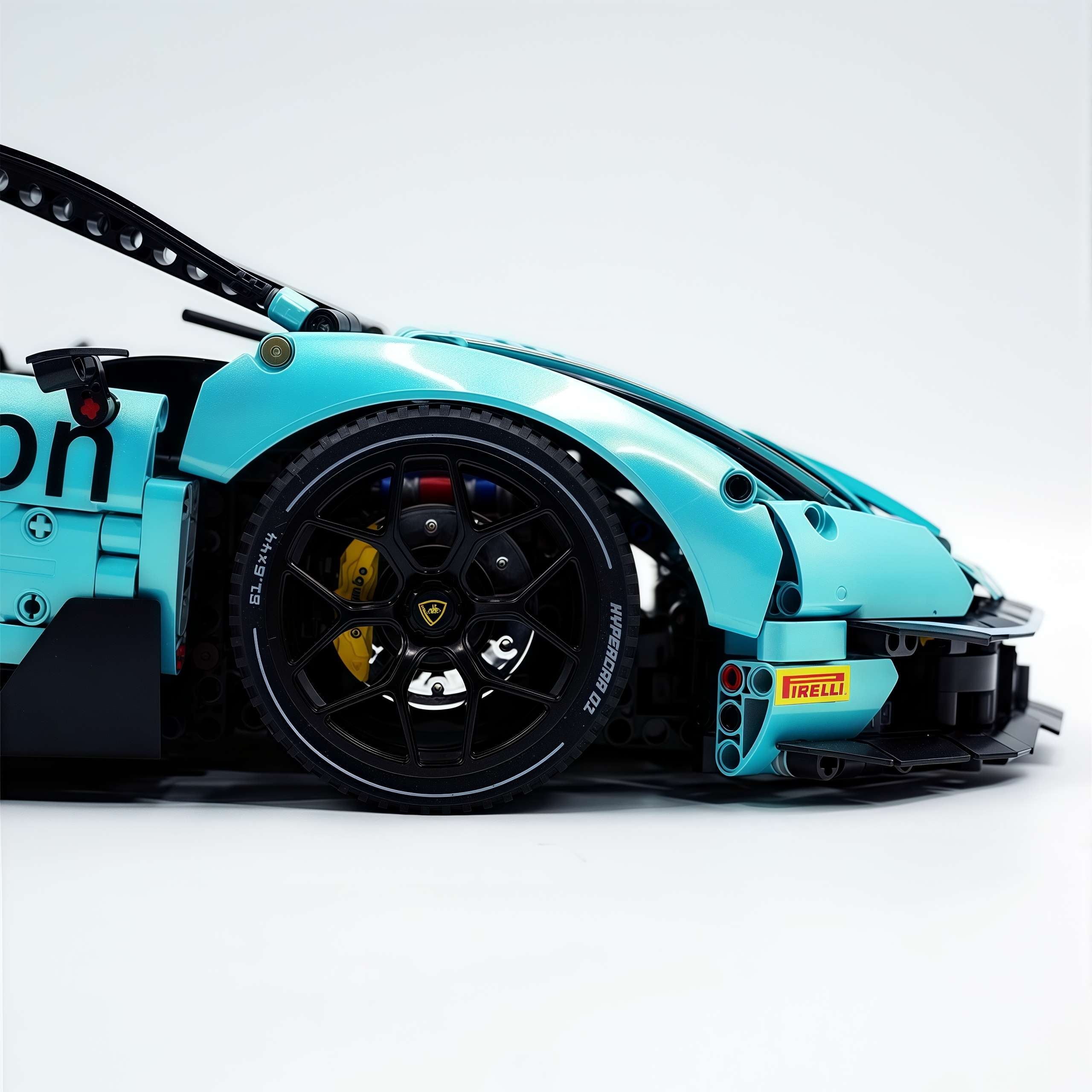 1: 8 The Ultimate Lamborghini Essenza SCV12, Pearlescent Tiffany Blue Limited Edition (4100+PCS)