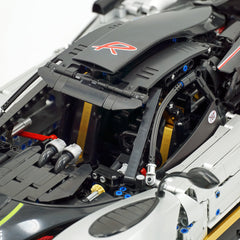 1:8 Pagani Zonda R | Sliver Paint Italian Hypercar (3300+ PCS)