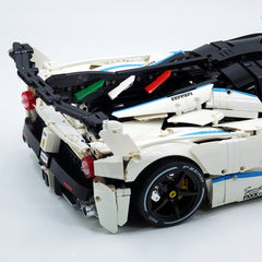 LaFerrari FXXK EVO a escala 1:8 | Edición personalizada con pintura en blanco perla (4580 piezas)