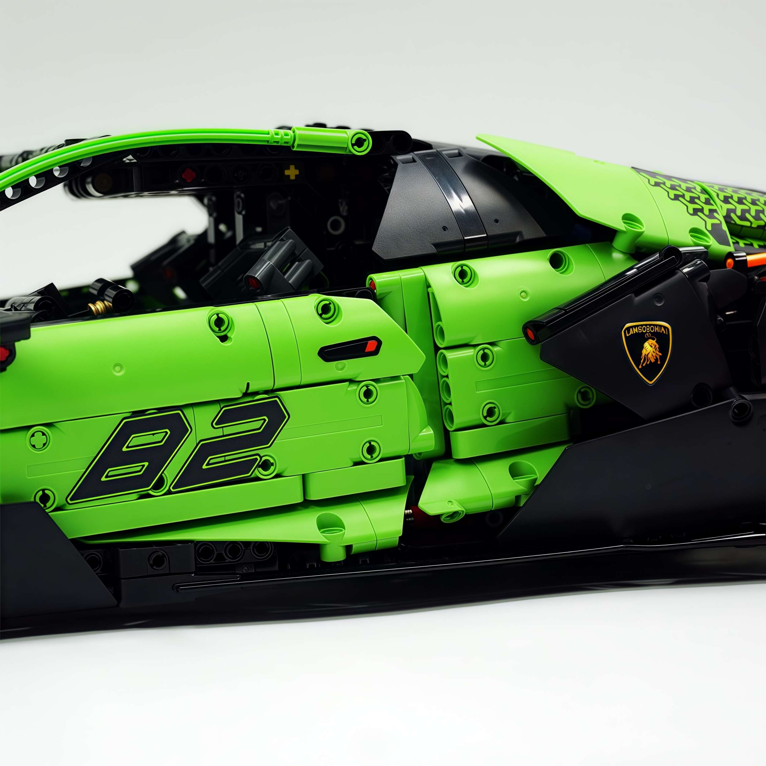 1: 8 The Ultimate Lamborghini Essenza SCV12 (4100+PCS)